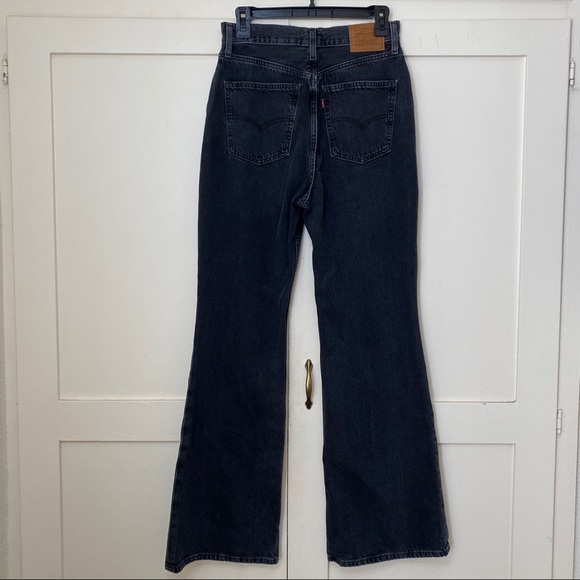 Levi's 70's High Rise Flare Black Jeans in Such A Doozie 28 - Picture 7 of 8